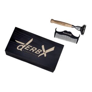Подарочный набор с бритвой и расческой