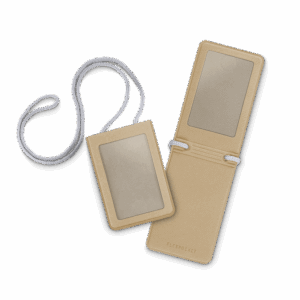 Карман с магнитным замком - вертикальный, цвет бежевый