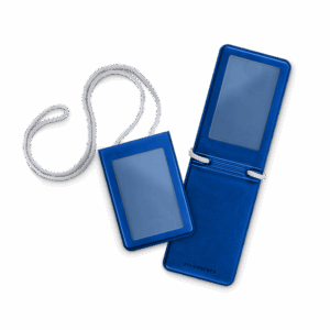 Карман с магнитным замком - вертикальный, цвет синий classic