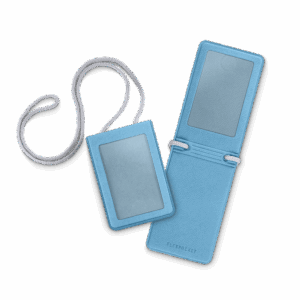 Карман с магнитным замком - вертикальный, цвет голубой