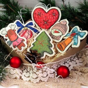 Набор новогодних игрушек из фетра