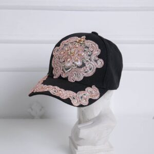 Бейсболка со стразами и кристаллами