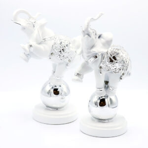 Набор статуэток "Слоны на шарах"