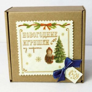Крафтовая коробка с накладным элементом