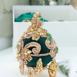 Елочная игрушка "Карета"