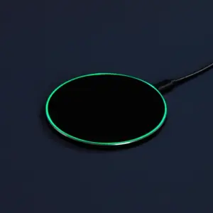 Беспроводное зарядное устройство с подсветкой Lightcore, черное - изображение 4